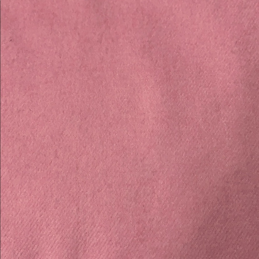 GUCCI PINK SCARF. NWT - Picture 8 of 10